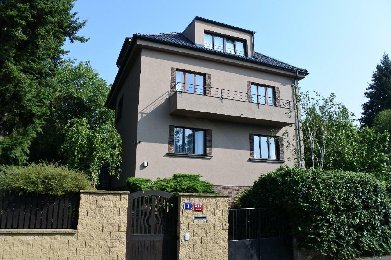 Apartmán V Zahrade Troja - In The Garden Troja *