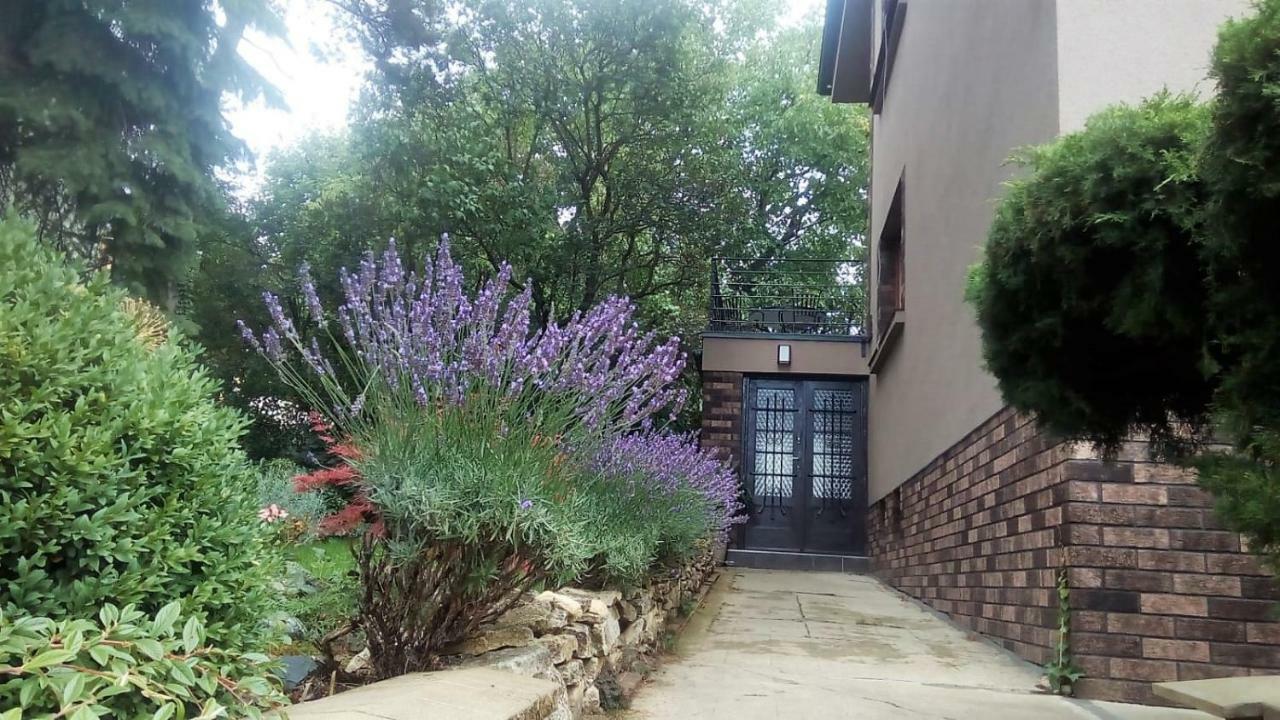 V Zahrade Troja - In The Garden Troja Apartmán *